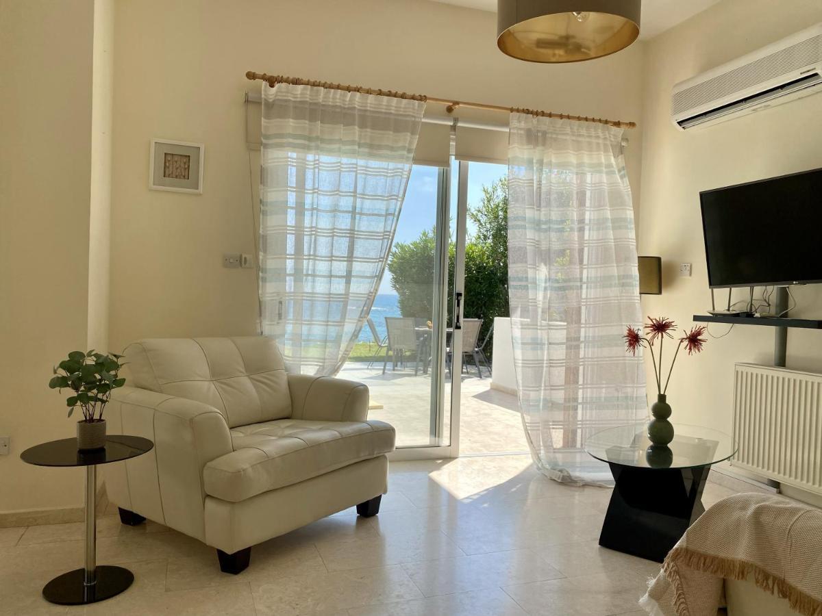 Amazing Front Line Villa In Coral Bay 佩亚 外观 照片