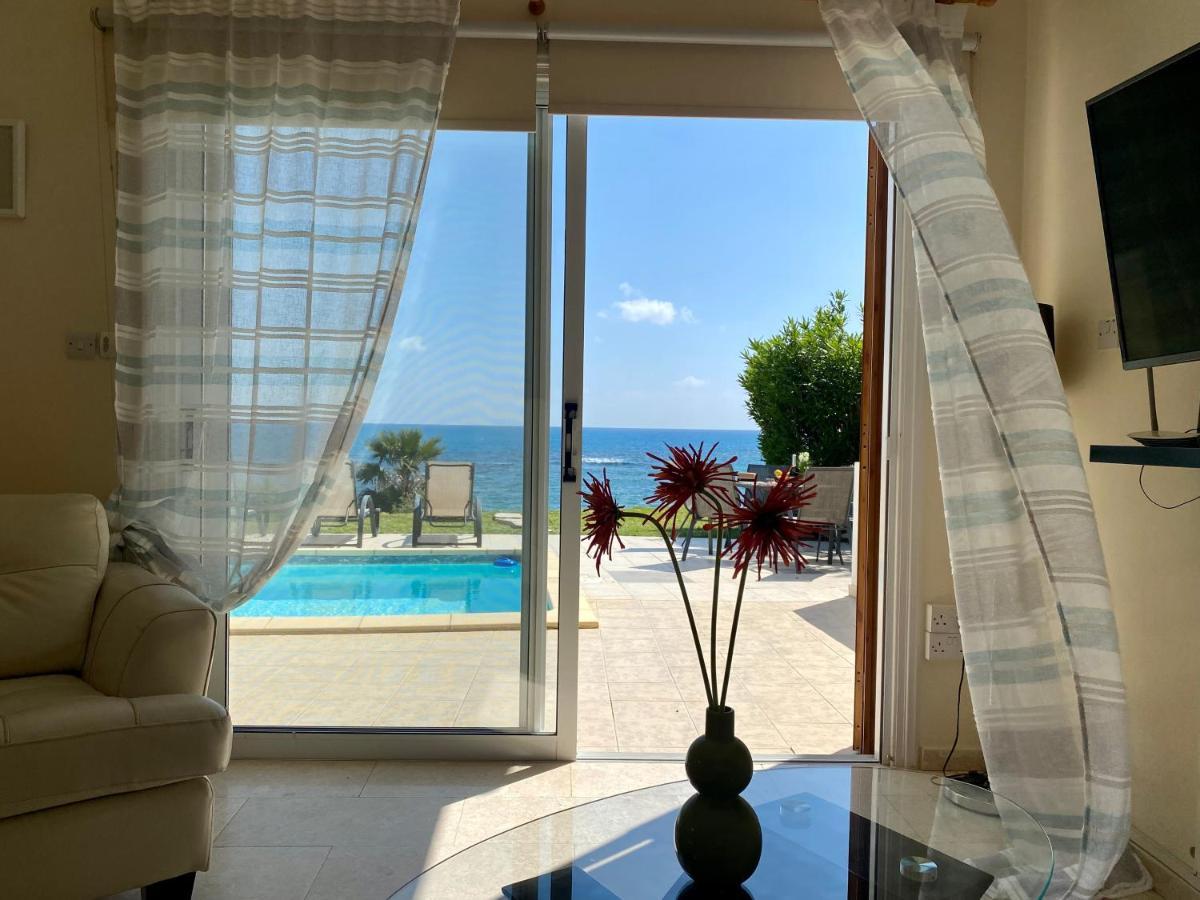 Amazing Front Line Villa In Coral Bay 佩亚 外观 照片