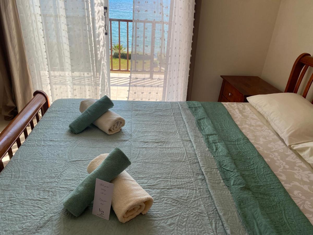 Amazing Front Line Villa In Coral Bay 佩亚 外观 照片