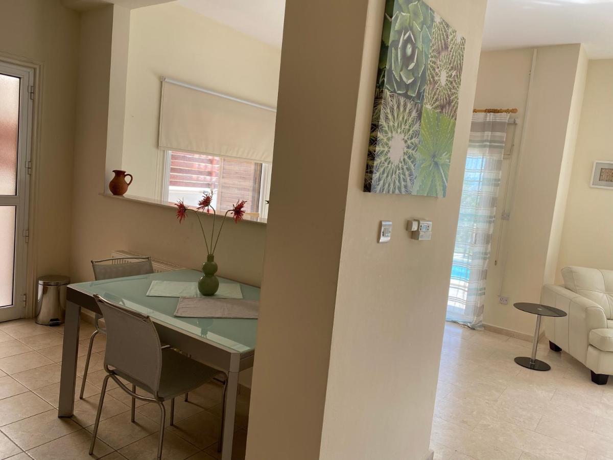 Amazing Front Line Villa In Coral Bay 佩亚 外观 照片